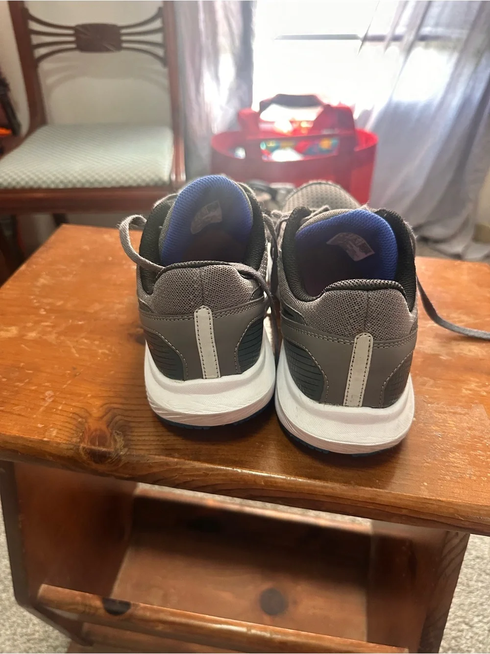 Women’s saucony gym shoes